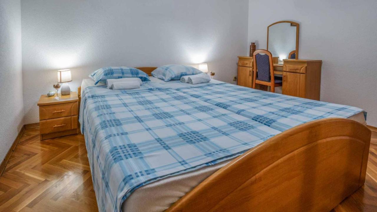 Apartman Mauro Malinska Εξωτερικό φωτογραφία