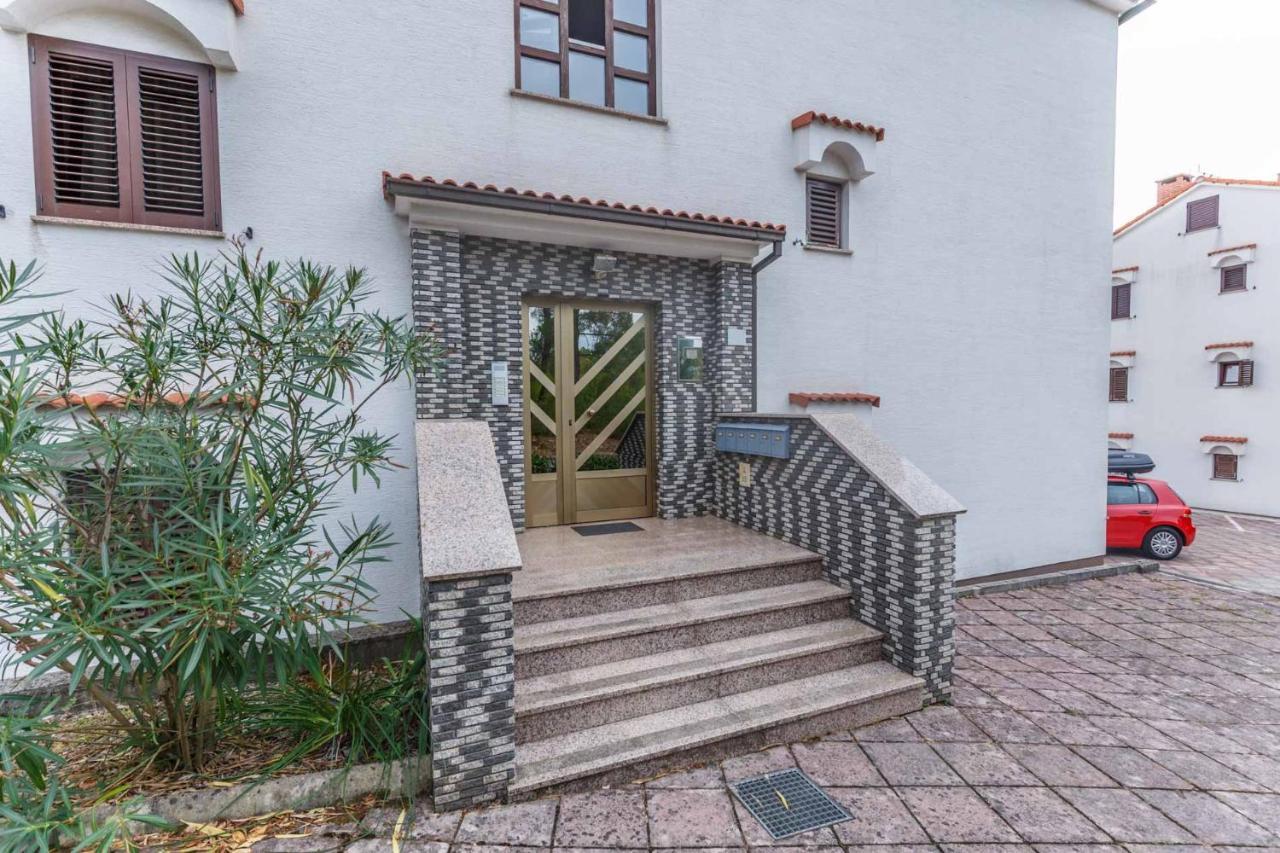 Apartman Mauro Malinska Εξωτερικό φωτογραφία