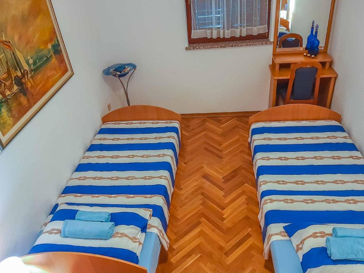 Apartman Mauro Malinska Εξωτερικό φωτογραφία