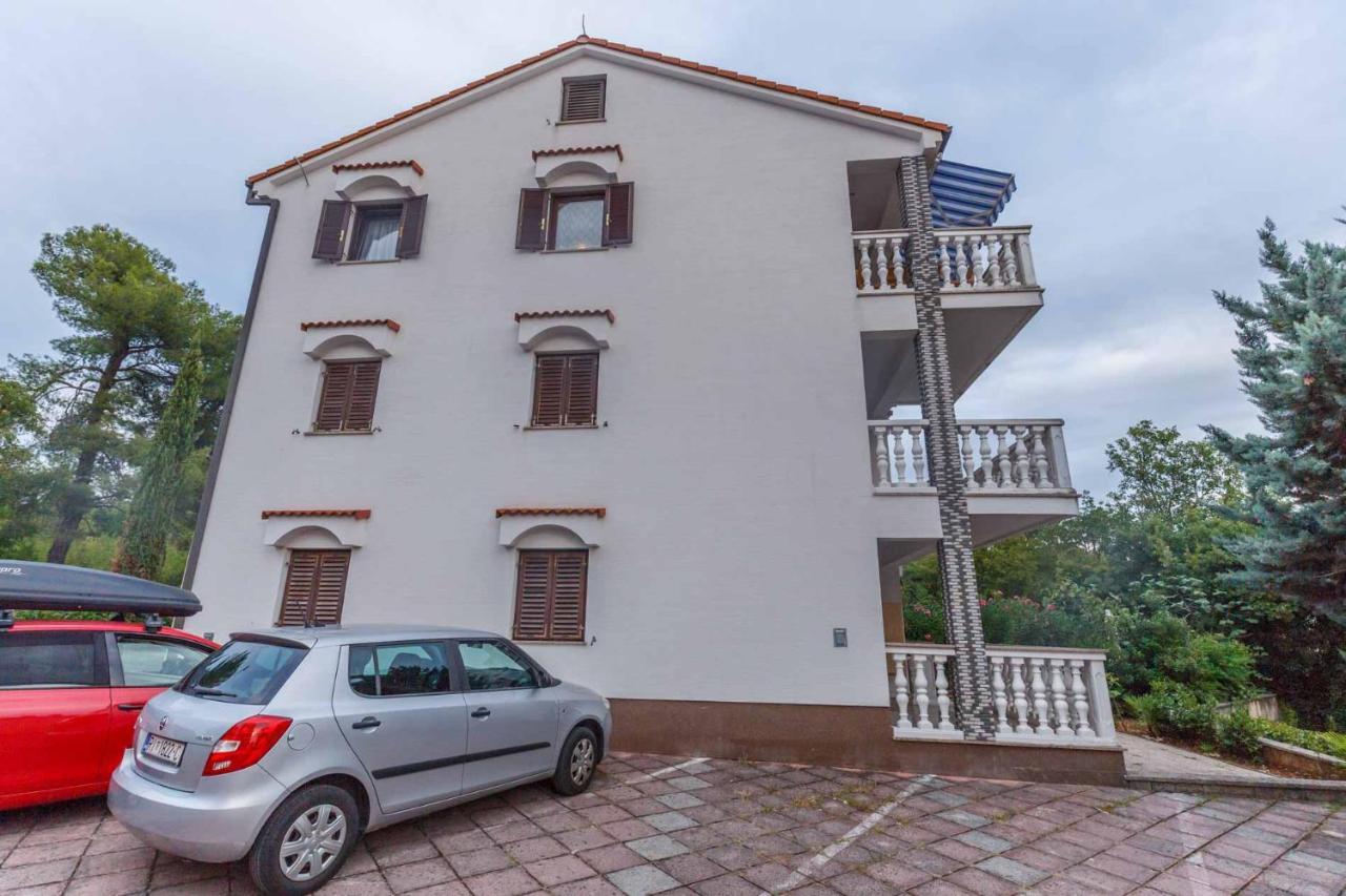 Apartman Mauro Malinska Εξωτερικό φωτογραφία