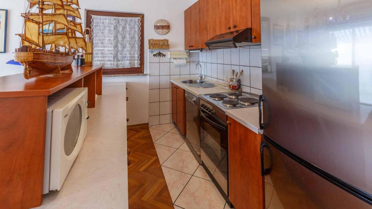 Apartman Mauro Malinska Εξωτερικό φωτογραφία