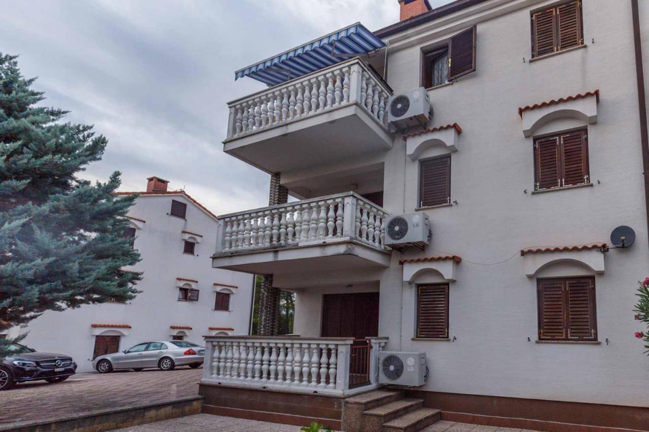 Apartman Mauro Malinska Εξωτερικό φωτογραφία