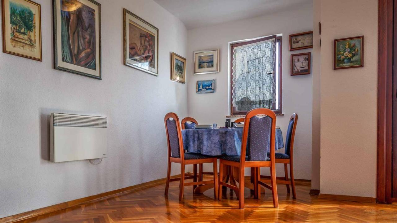 Apartman Mauro Malinska Εξωτερικό φωτογραφία
