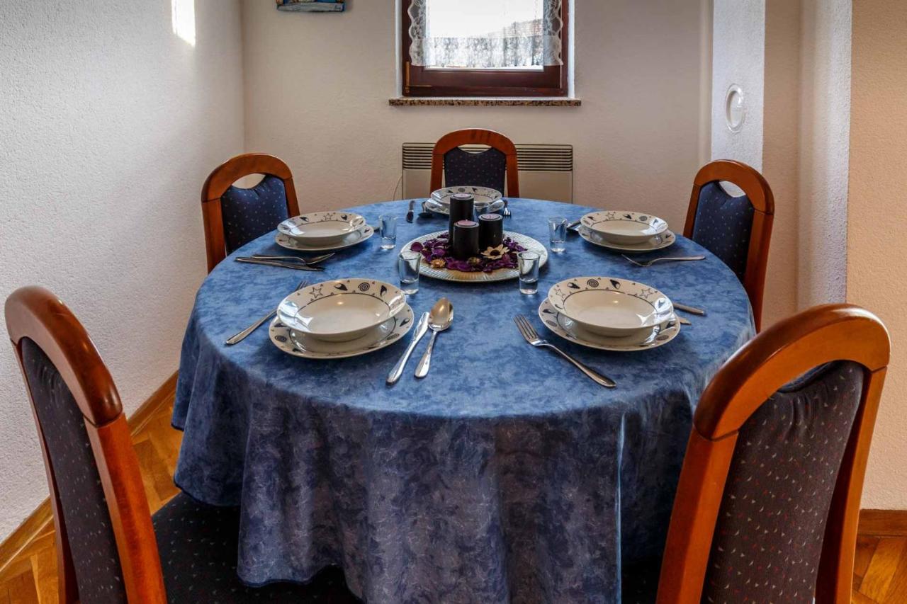 Apartman Mauro Malinska Εξωτερικό φωτογραφία